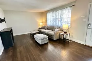 1054 Bradford Dr, Monroe Township, NJ 08094 - Photo 5