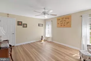 2088 Burlington Circle, Monroe Township, NJ 08094 - Photo 15