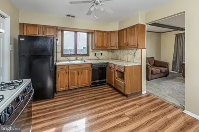 1037 Monmouth Road, Deptford, NJ 08096 - Photo 7