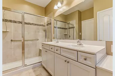 100 Castlebay Drive, Monroe Township, NJ 08094 - Photo 9