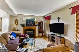 303 Kali Ln, Monroe Township, NJ 08094 - Photo 13