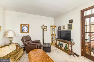 303 Kali Ln, Monroe Township, NJ 08094 - Photo 5