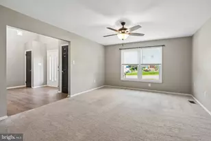 19 Peak Pl, Sewell, NJ 08080 - Photo 5