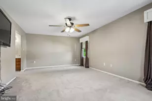 19 Peak Pl, Sewell, NJ 08080 - Photo 17