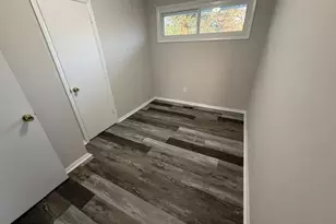 1049 Cooper St, Deptford, NJ 08096 - Photo 9
