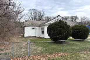 936 Savage Ave, Wenonah, NJ 08090 - Photo 1