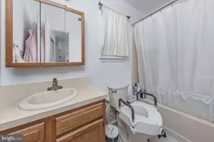 95 Crestmont Dr, Mantua, NJ 08051 - Photo 11