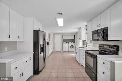 748 Clems Run, Glassboro, NJ 08028 - Photo 9