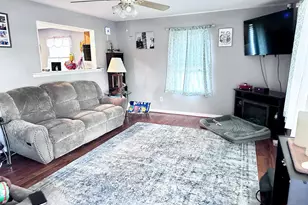 212 N Vine St, Clayton, NJ 08312 - Photo 3