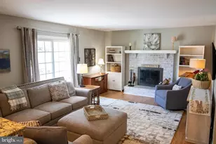 226 Fawn Meadows Dr, East Greenwich Township, NJ 08061 - Photo 5