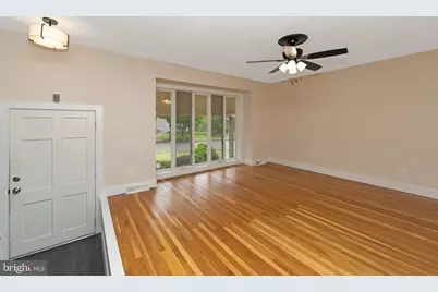 825 Lexington Avenue, Washington Township, NJ 08012 - Photo 5