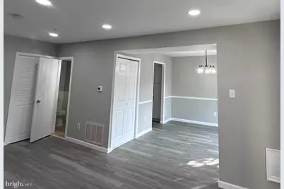 28 Birchwood Court, West Deptford, NJ 08066 - Photo 7