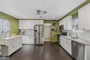 25 Maple St, Clayton, NJ 08312 - Photo 5