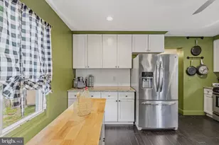 25 Maple St, Clayton, NJ 08312 - Photo 9