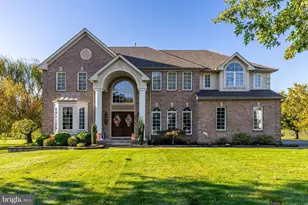 18 Morning Glory Cir, Harrison Township, NJ 08062 - Photo 5