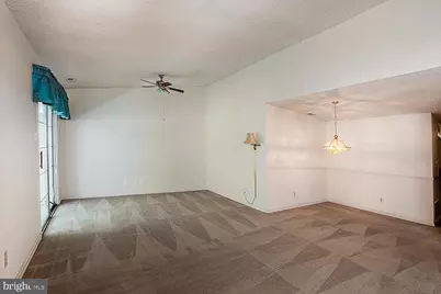 636 Caribbean Way, Monroe Township, NJ 08094 - Photo 7