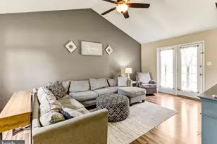 584 Lantern Way, Franklin Township, NJ 08322 - Photo 9
