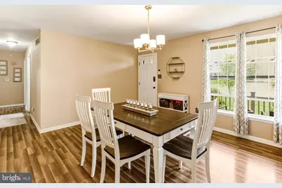 584 Lantern Way, Franklin Township, NJ 08322 - Photo 5