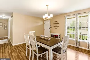 584 Lantern Way, Franklin Township, NJ 08322 - Photo 5