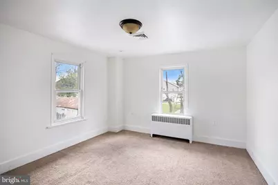 28 E Adams Street, Paulsboro, NJ 08066 - Photo 17