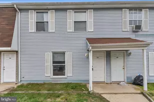 17 Beau Rivage Dr, Glassboro, NJ 08028 - Photo 1