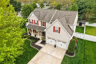306 Pickwick Dr, Monroe Township, NJ 08094 - Photo 3