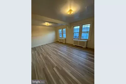 915 N Delaware Street, Paulsboro, NJ 08066 - Photo 5