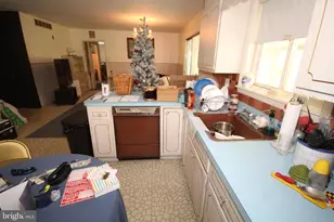 458 Greentree Rd, Sewell, NJ 08080 - Photo 11