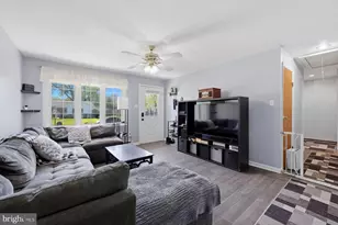 503 Devonshire Dr, Sewell, NJ 08080 - Photo 5
