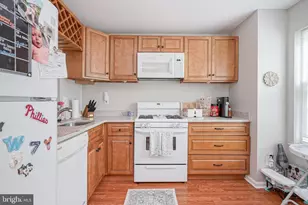 2207 Tanglewood Ct, Sewell, NJ 08080 - Photo 5