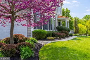 818 Derius Dr, East Greenwich Township, NJ 08056 - Photo 5