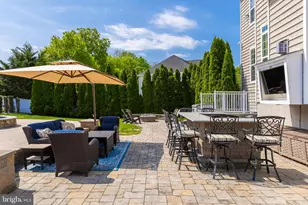 818 Derius Dr, East Greenwich Township, NJ 08056 - Photo 13