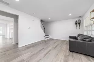 239 Strawbridge Ln, Harrison Township, NJ 08062 - Photo 5