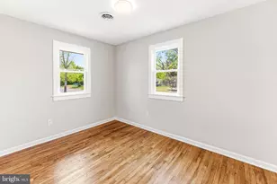 157 S Poplar St, Greenwich Township, NJ 08027 - Photo 17
