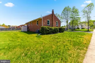 157 S Poplar St, Greenwich Township, NJ 08027 - Photo 3