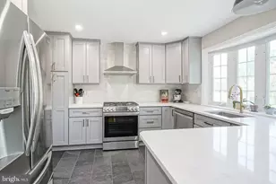 428 Temple Ct, Woodbury Heights, NJ 08097 - Photo 5
