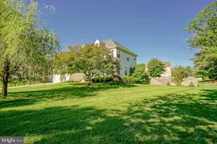 7 Lambourn, Sewell, NJ 08080 - Photo 3