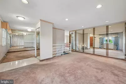 817 Lexington Avenue, Washington Township, NJ 08012 - Photo 11