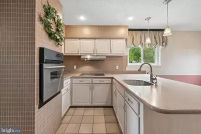 817 Lexington Avenue, Washington Township, NJ 08012 - Photo 3