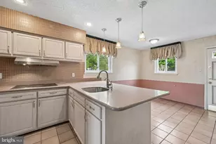 817 Lexington Ave, Washington Township, NJ 08012 - Photo 5