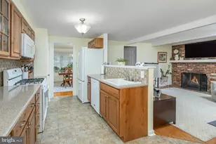306 Westwood Dr, West Deptford, NJ 08096 - Photo 19