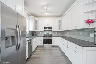 20 Roger's Pl, Blackwood, NJ 08012 - Photo 9