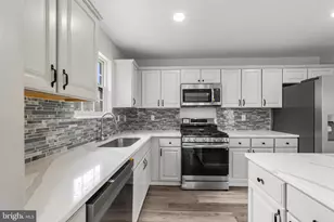 33 Trilby, Westville, NJ 08093 - Photo 9
