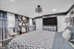 8 Hampshire Ave, Blackwood, NJ 08012 - Photo 13