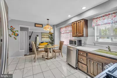 8 Hampshire Avenue, Blackwood, NJ 08012 - Photo 9