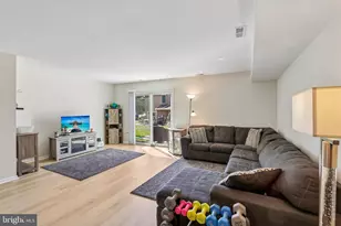 206 Douglas Ct, West Deptford, NJ 08086 - Photo 5