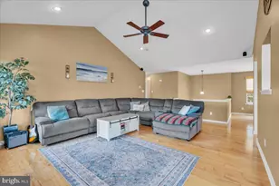 1 Tulip Ct, Deptford, NJ 08096 - Photo 3