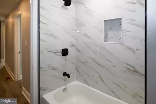 404 Mantua Ave, Paulsboro, NJ 08066 - Photo 29