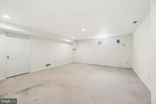 1318 Heidelberg Dr, Monroe Township, NJ 08094 - Photo 29
