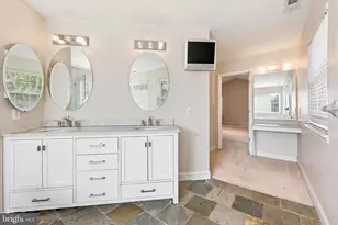 5 Farmingham Dr, Sewell, NJ 08080 - Photo 25